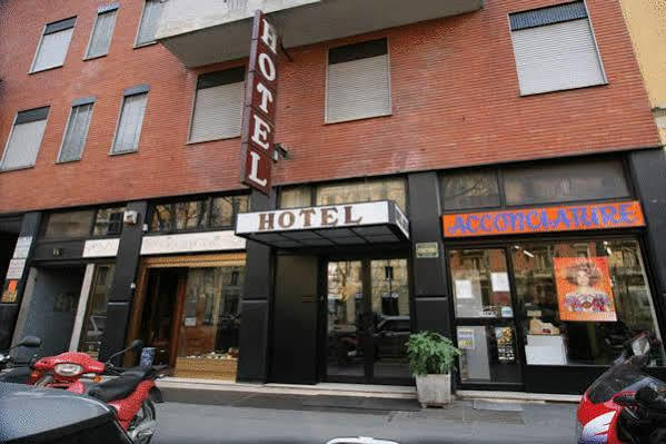 Hotel Del Sud Milano Exteriör bild